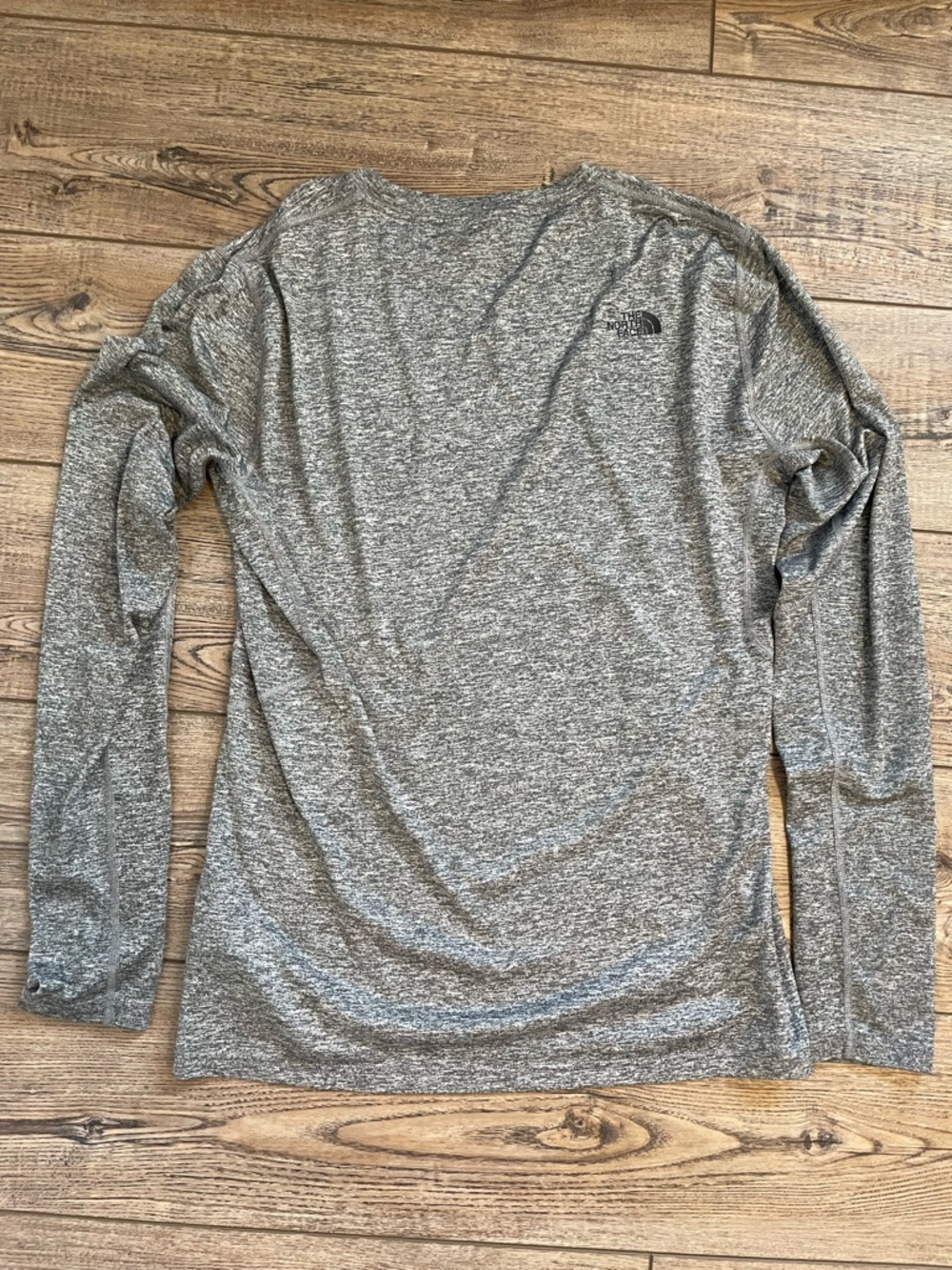 North face grey thermal size medium‼️